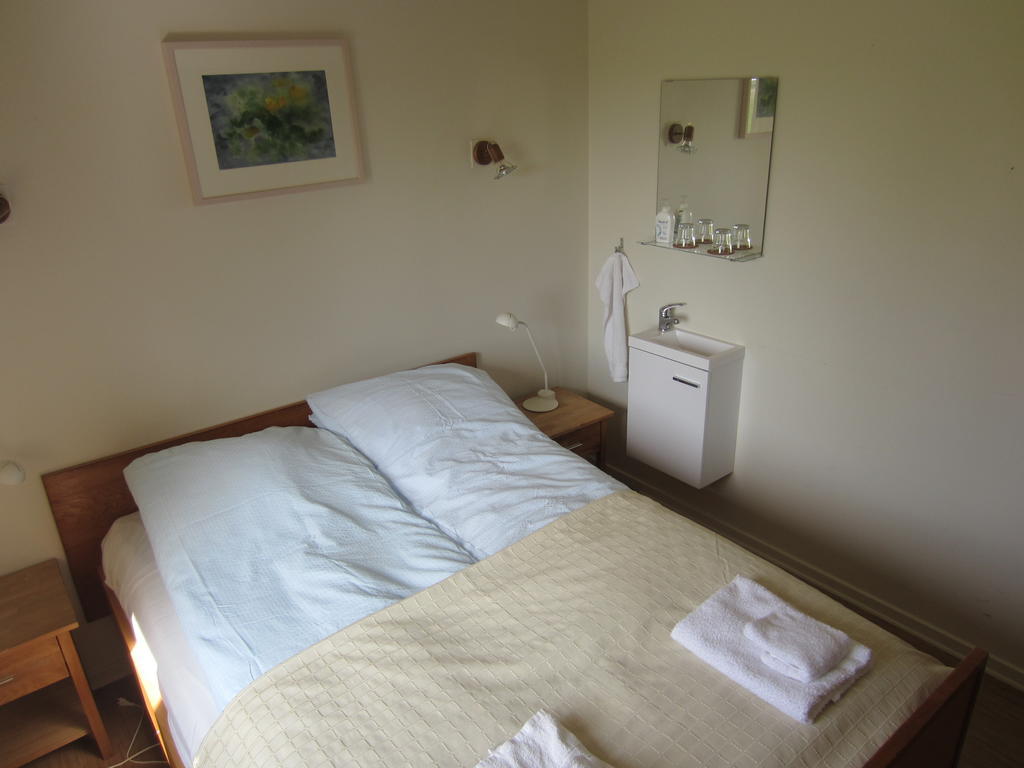 Nes Guesthouse Reykholt  Rom bilde